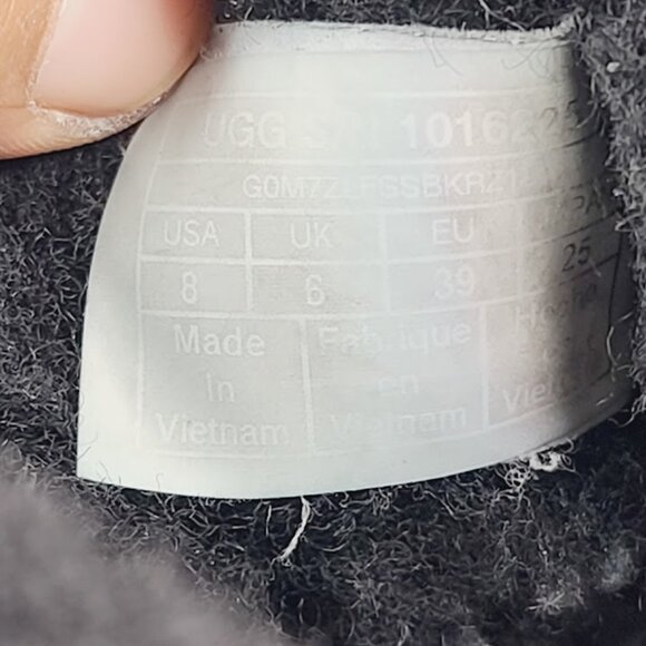 UGG Women's Black Bailey Bow II  Suede Ankle Winter Snow Boot Size 8 - Picture 6 of 7